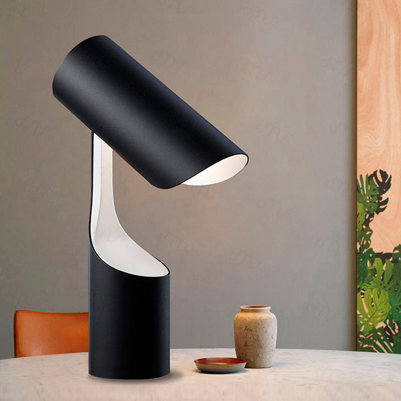 Griñon Table Lamp