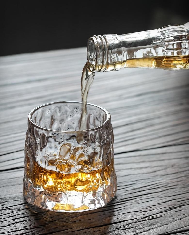 Old Fashioned Scotch & Bourbon - Hammered