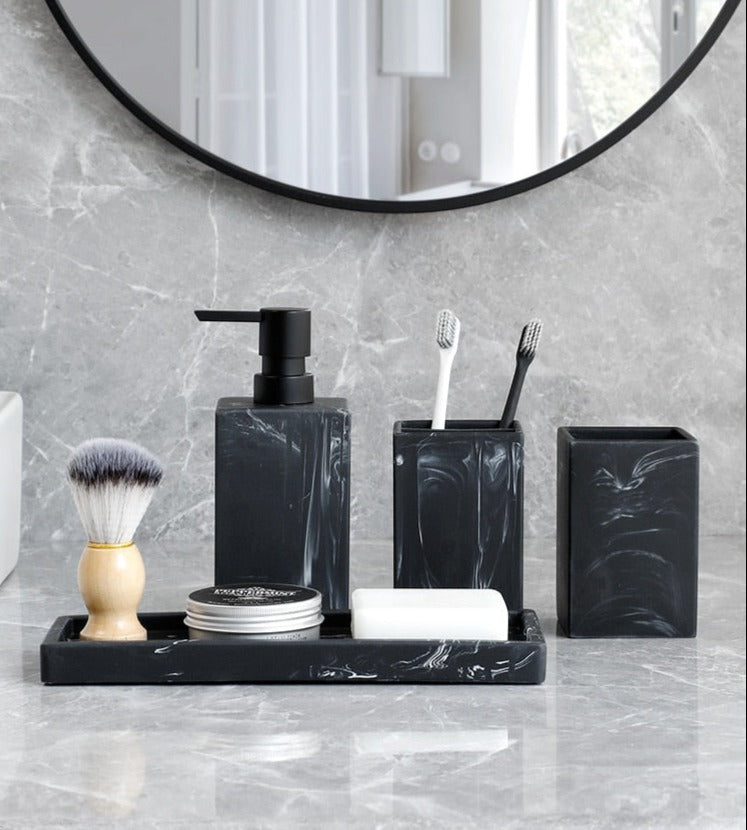 Black & White Bathroom (4pcs)