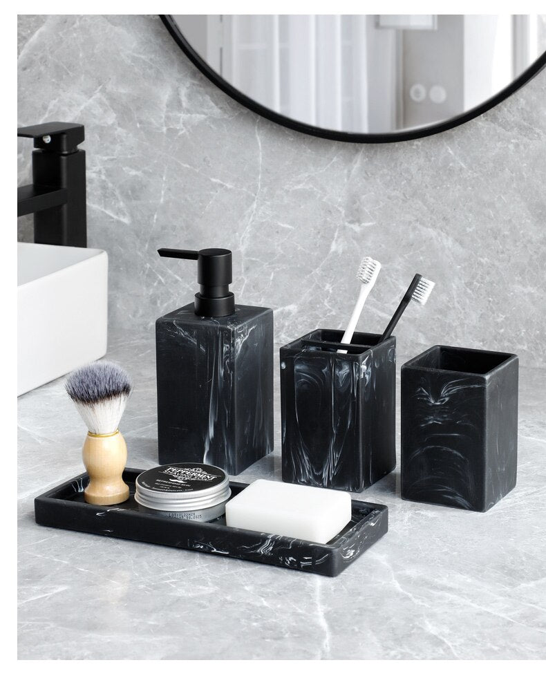 Black & White Bathroom (4pcs)